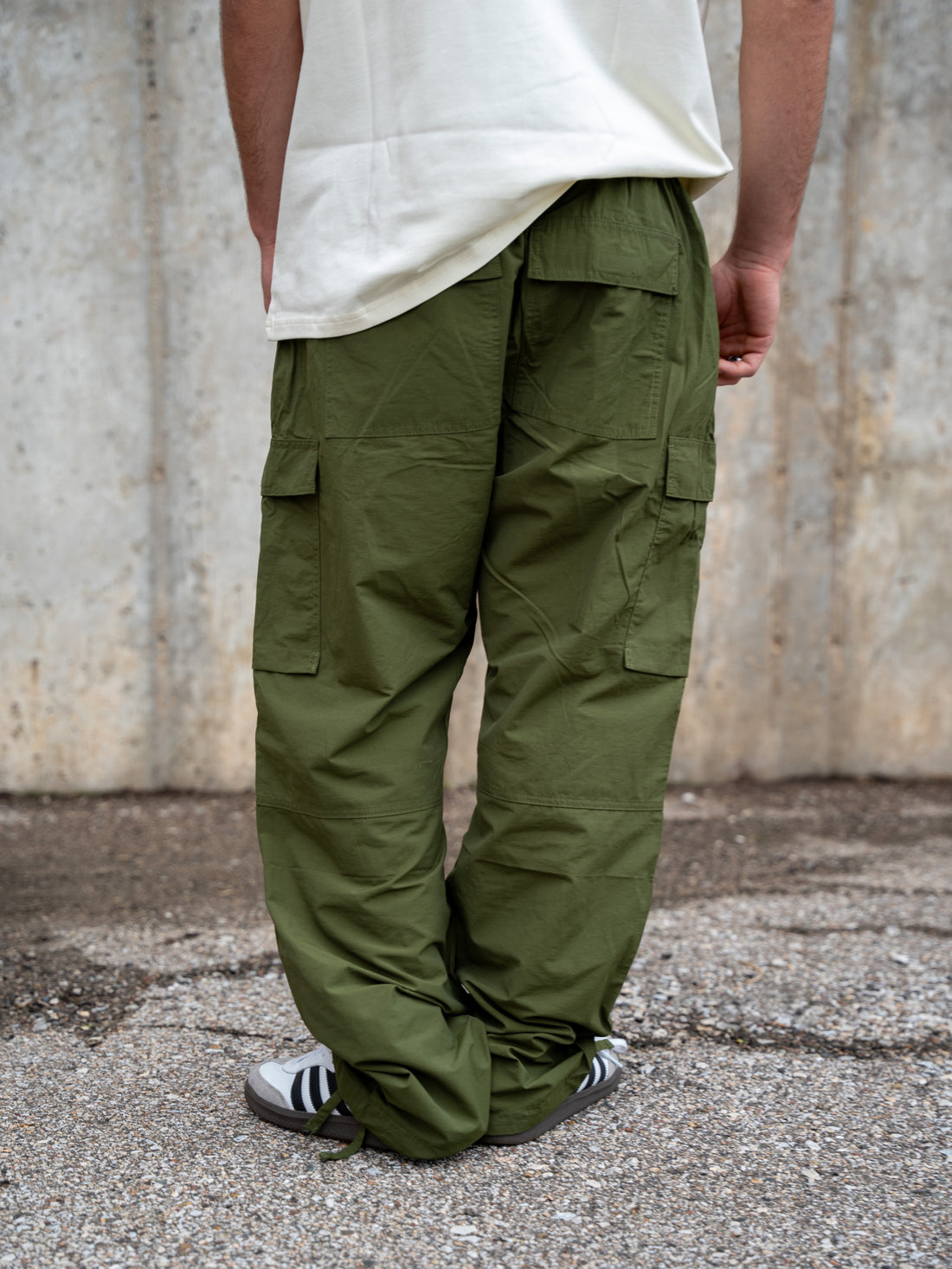 EION JACKSON® NYLON CARGO PANT [OLIVE]