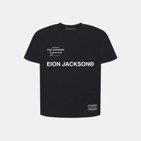 EION JACKSON® TEE [BLACK]